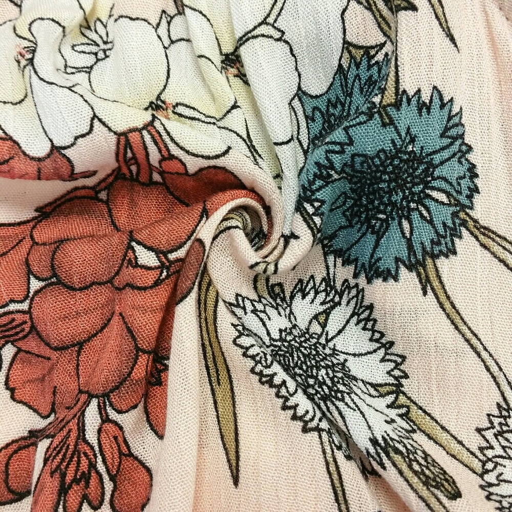 BOHO Floral Surplice Top - Picture 5 of 7